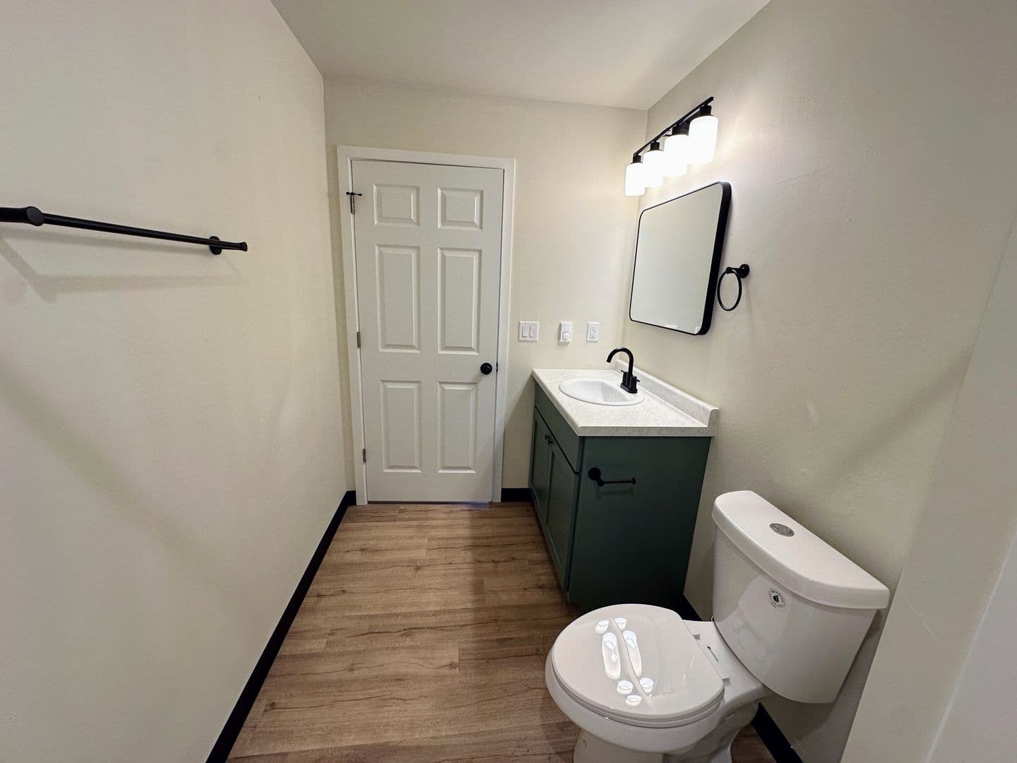 De Pere Apartment: 1201-1203 Atrium Ct