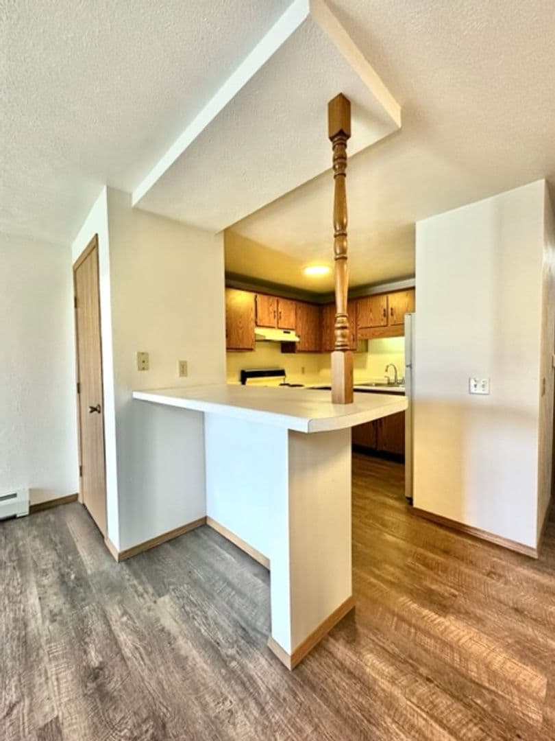 Green Bay Apartment: 1795 Eldorado Dr.