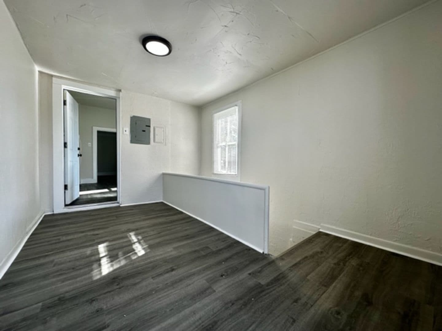 Green Bay Apartment: 338 S Quincy St