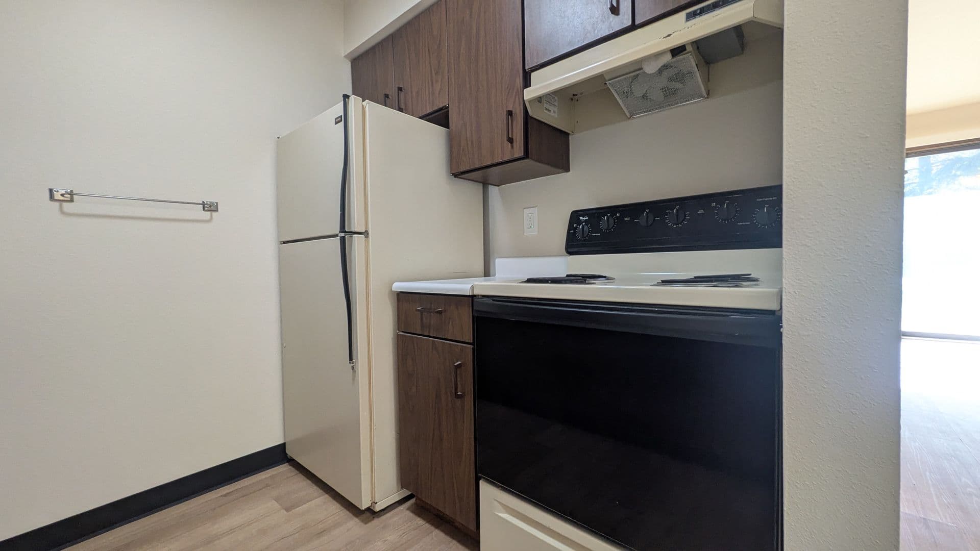 Stockbridge Apartment: 228 Enterprise St.