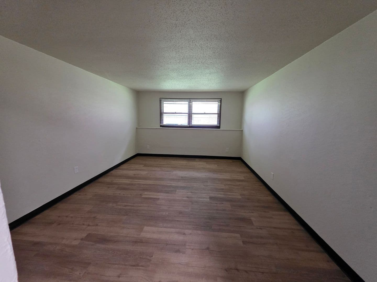 Green Bay Apartment: 2096 Imperial Ln