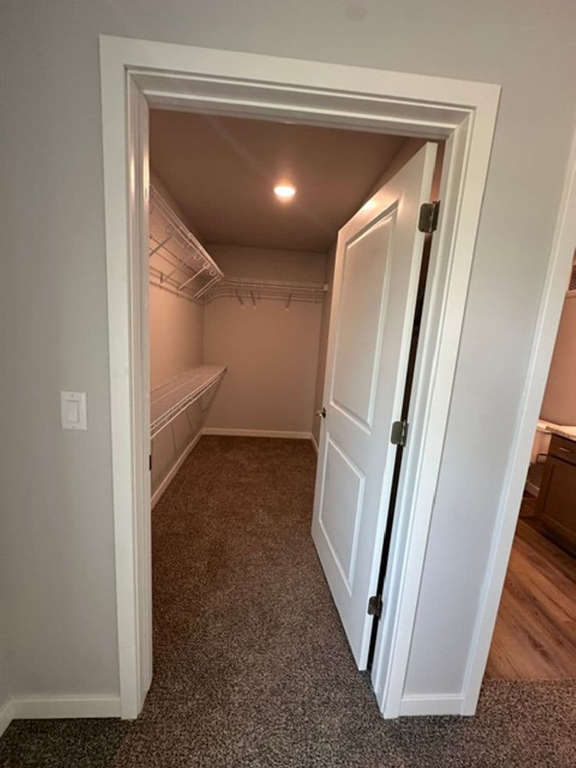Bonduel Apartment: 206 East Express Way
