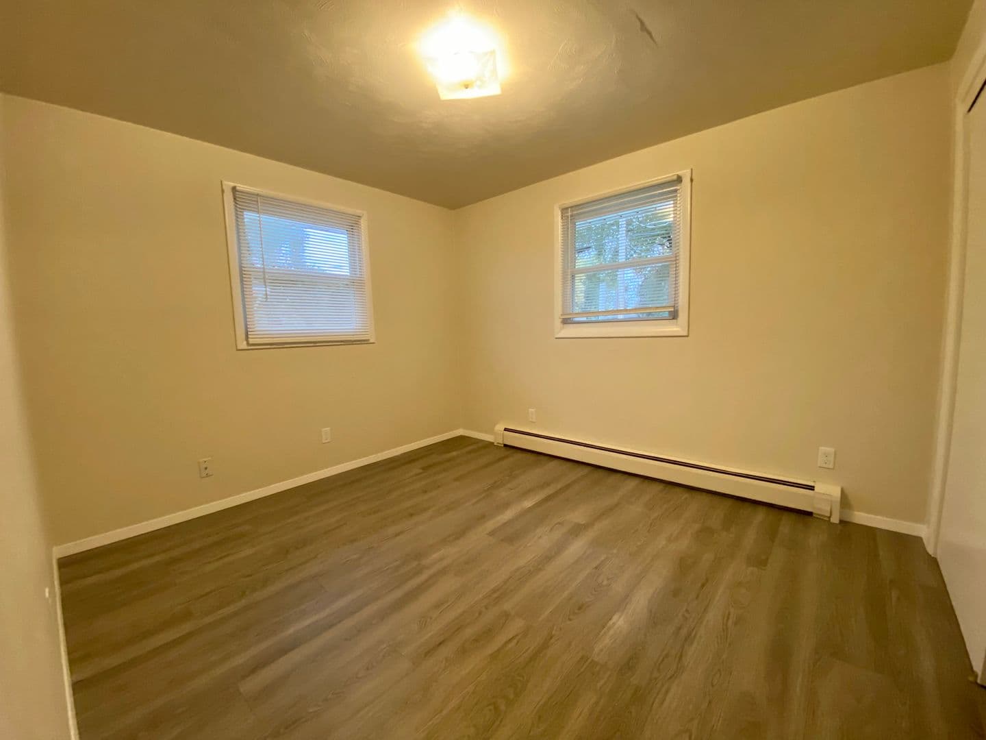 Green Bay Apartment: 1260 Doblon Street