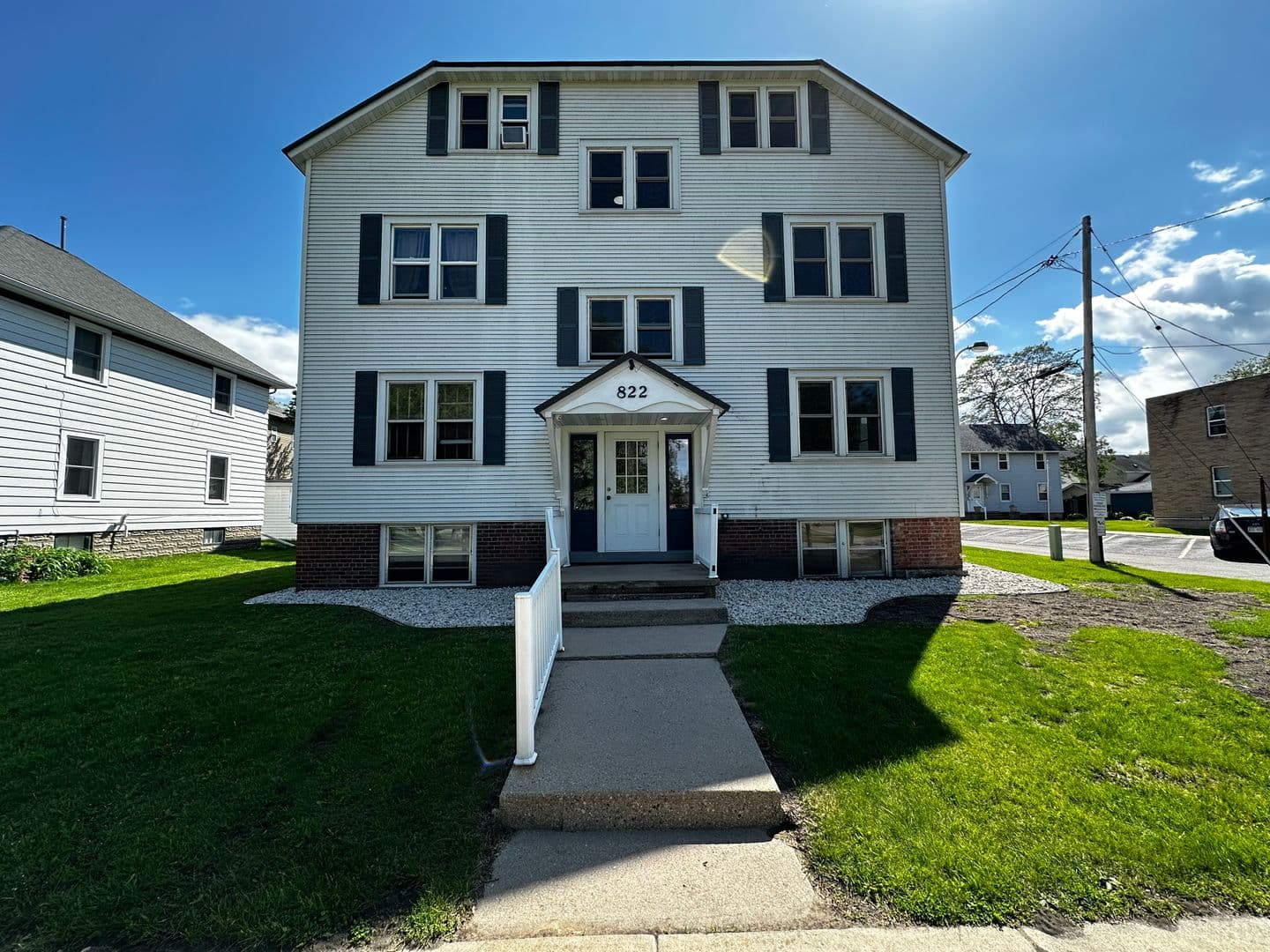 Green Bay Apartment: 822 Pine Street