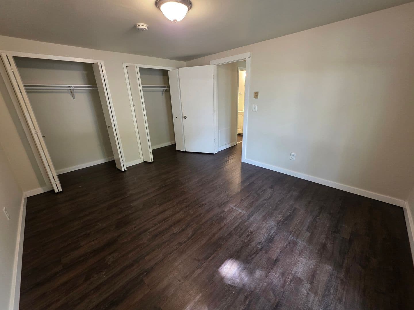 Green Bay Apartment: 1785 Edison Street