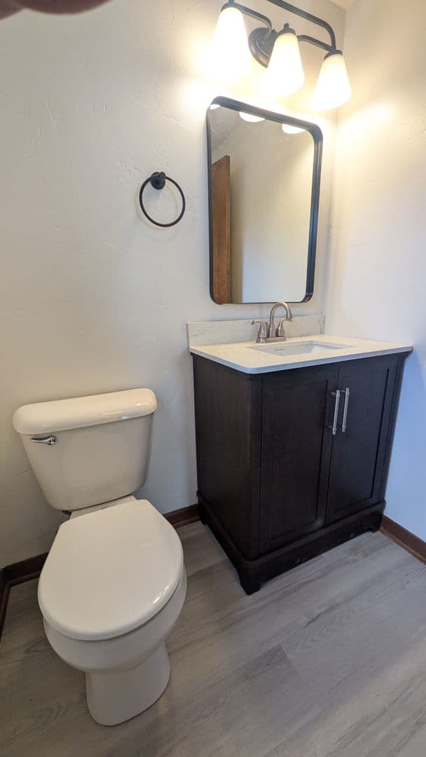 Green Bay Apartment: 408-410 Steven Street