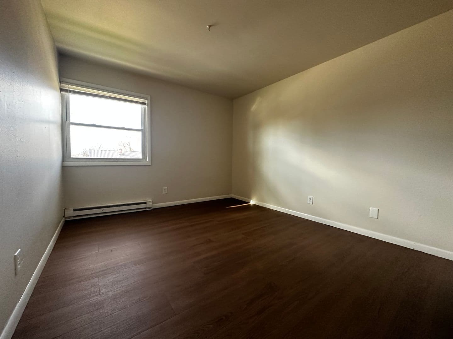 Green Bay Apartment: 125 Bader St