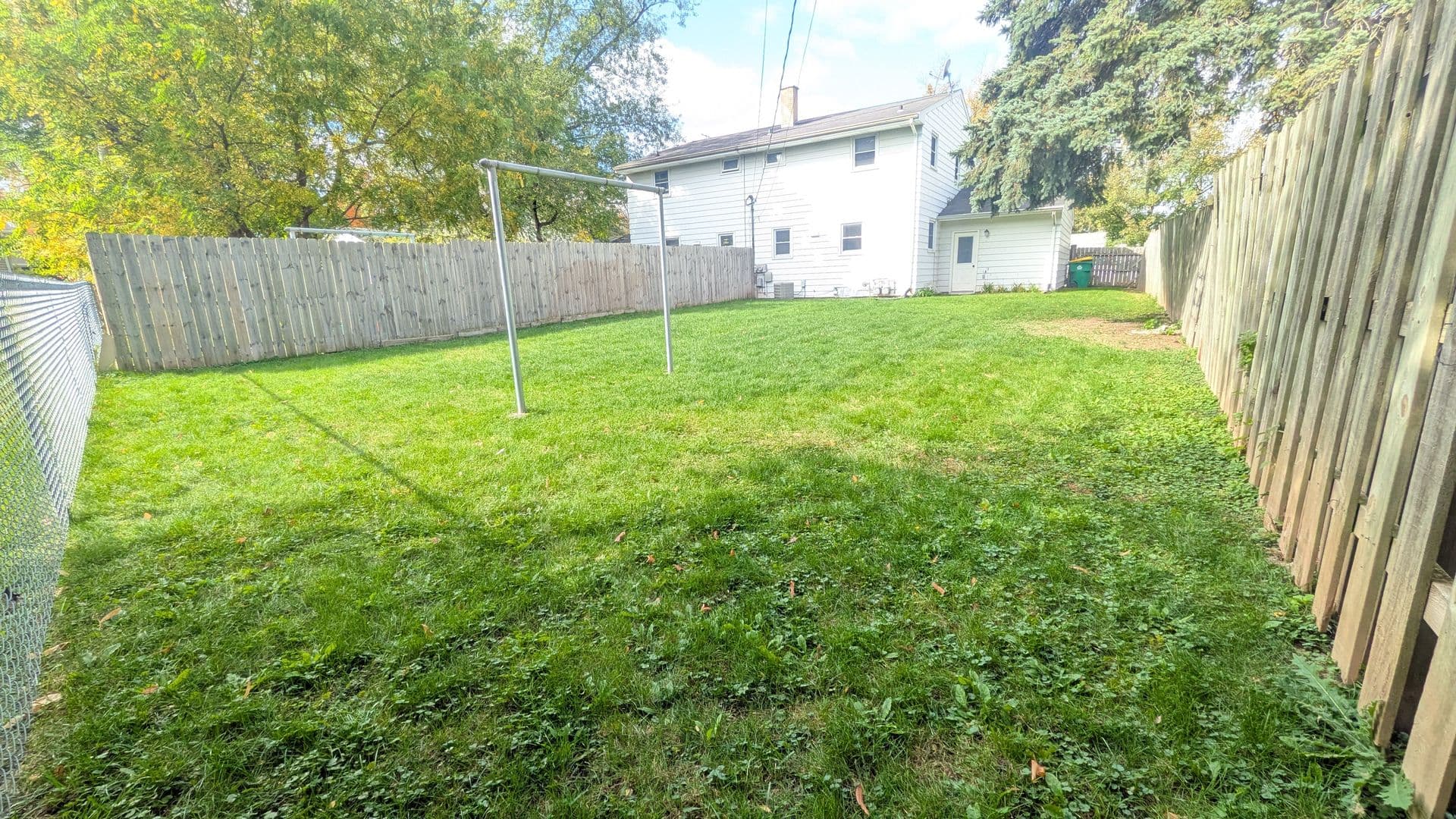 Green Bay Apartment: 408-410 Steven Street