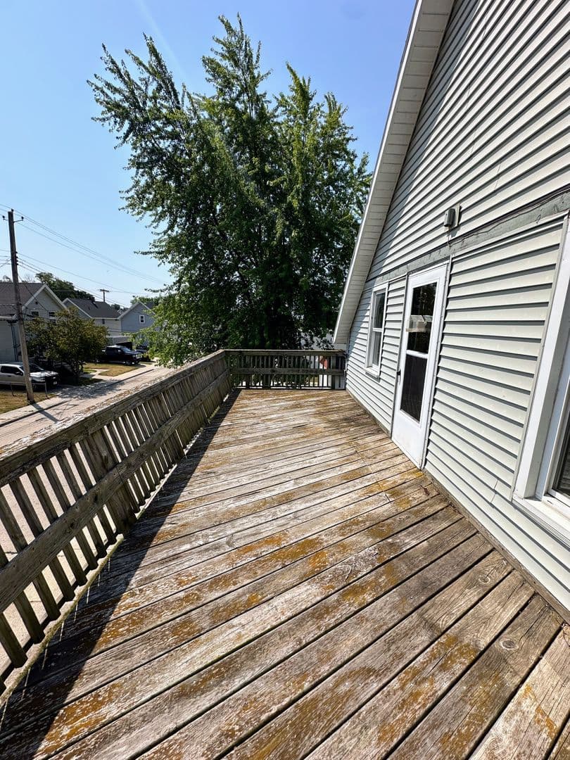 Two Rivers Apartment: 2212 School St.