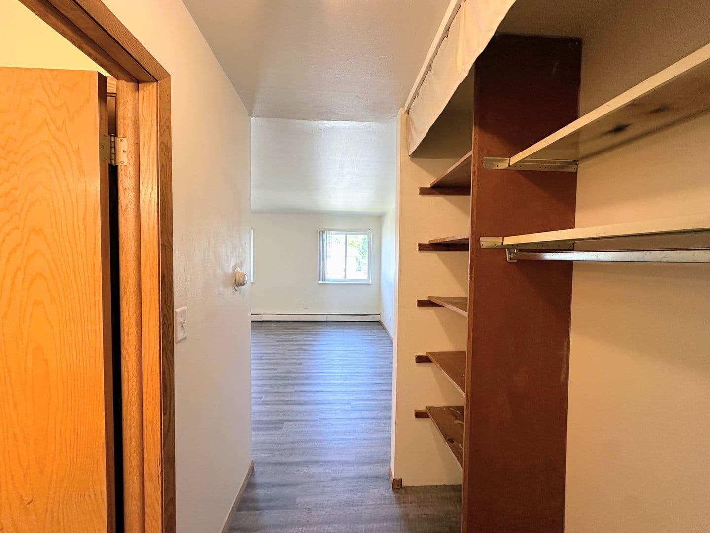 DePere Apartment: 600 James St.