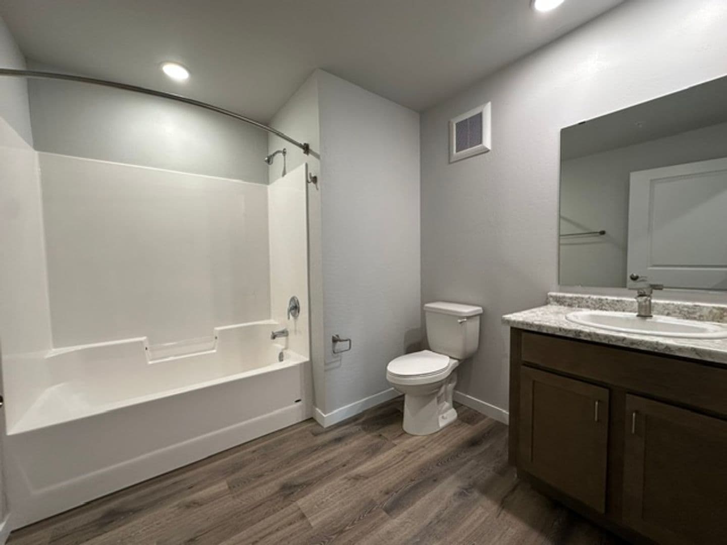Bonduel Apartment: 206 East Express Way