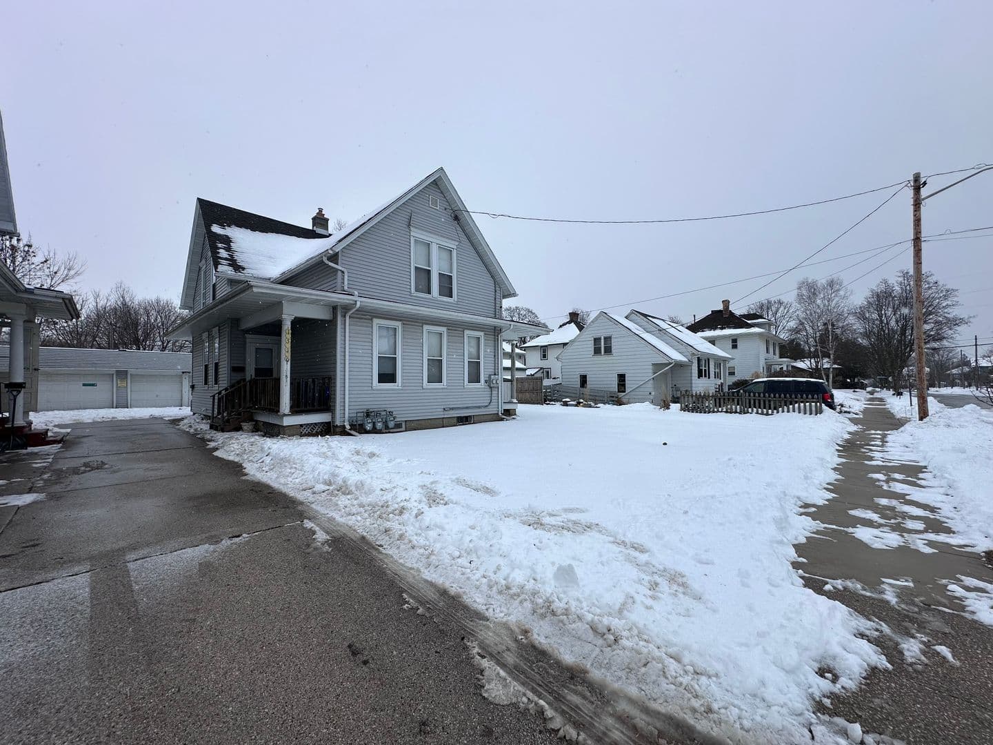 Two Rivers Multiplex: 1510 24th St