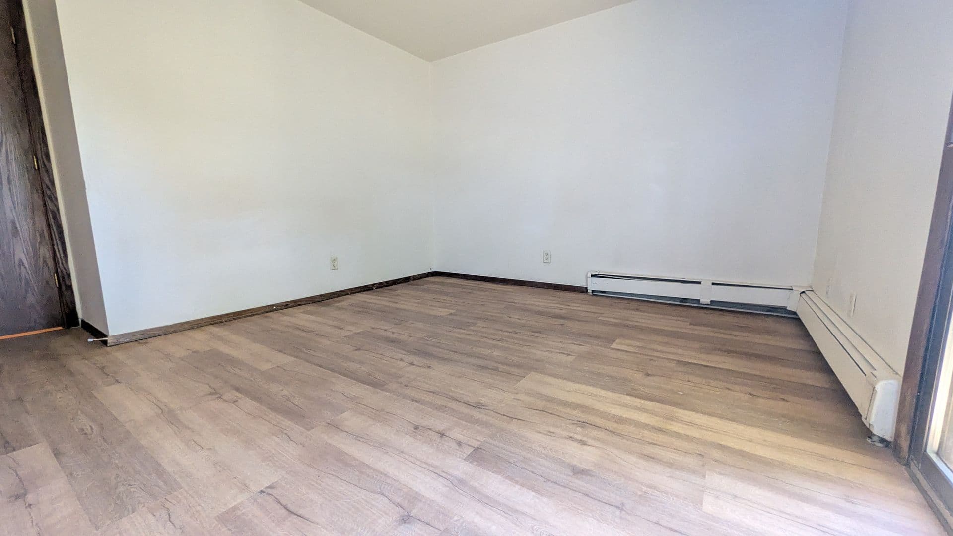 Appleton Apartment: 330-340 Wilson Ave.