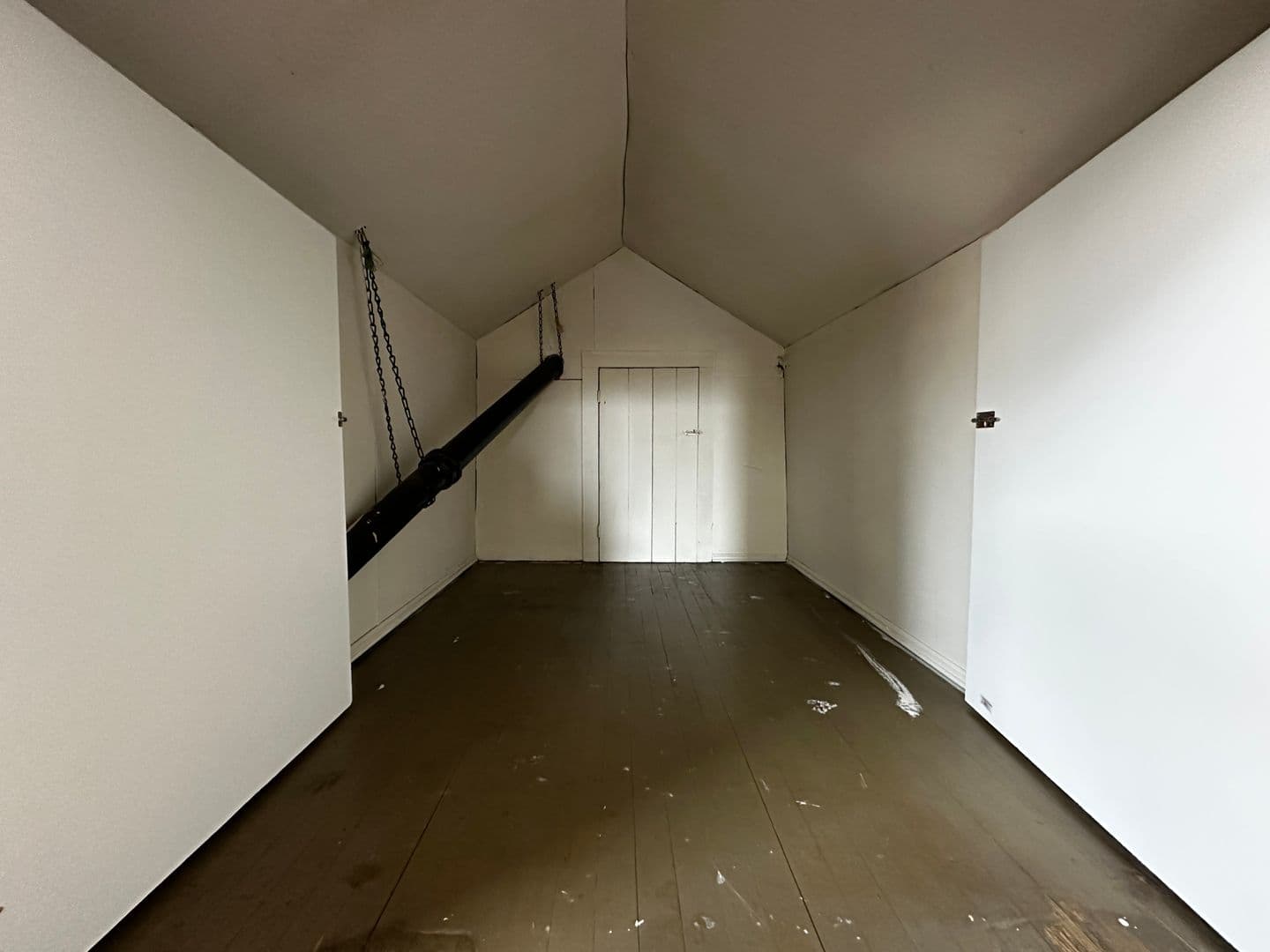 Green Bay Apartment: 808 Cherry St