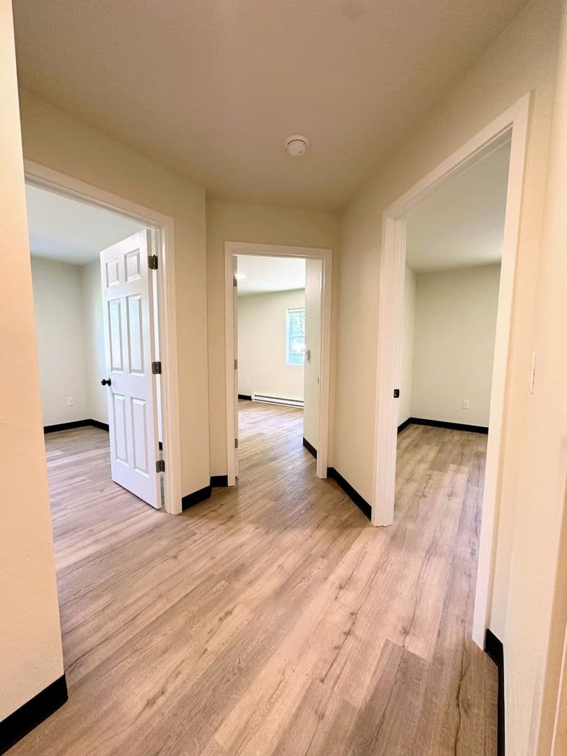 De Pere Apartment: 1201-1203 Atrium Ct