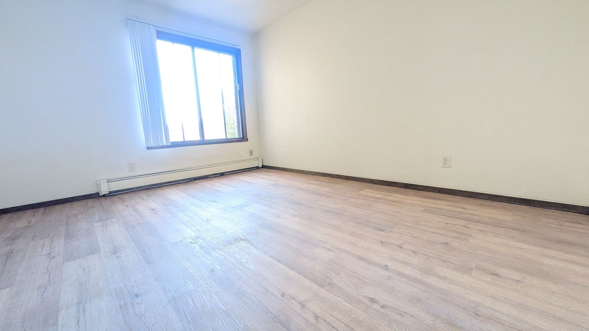 Appleton Apartment: 330-340 Wilson Ave.