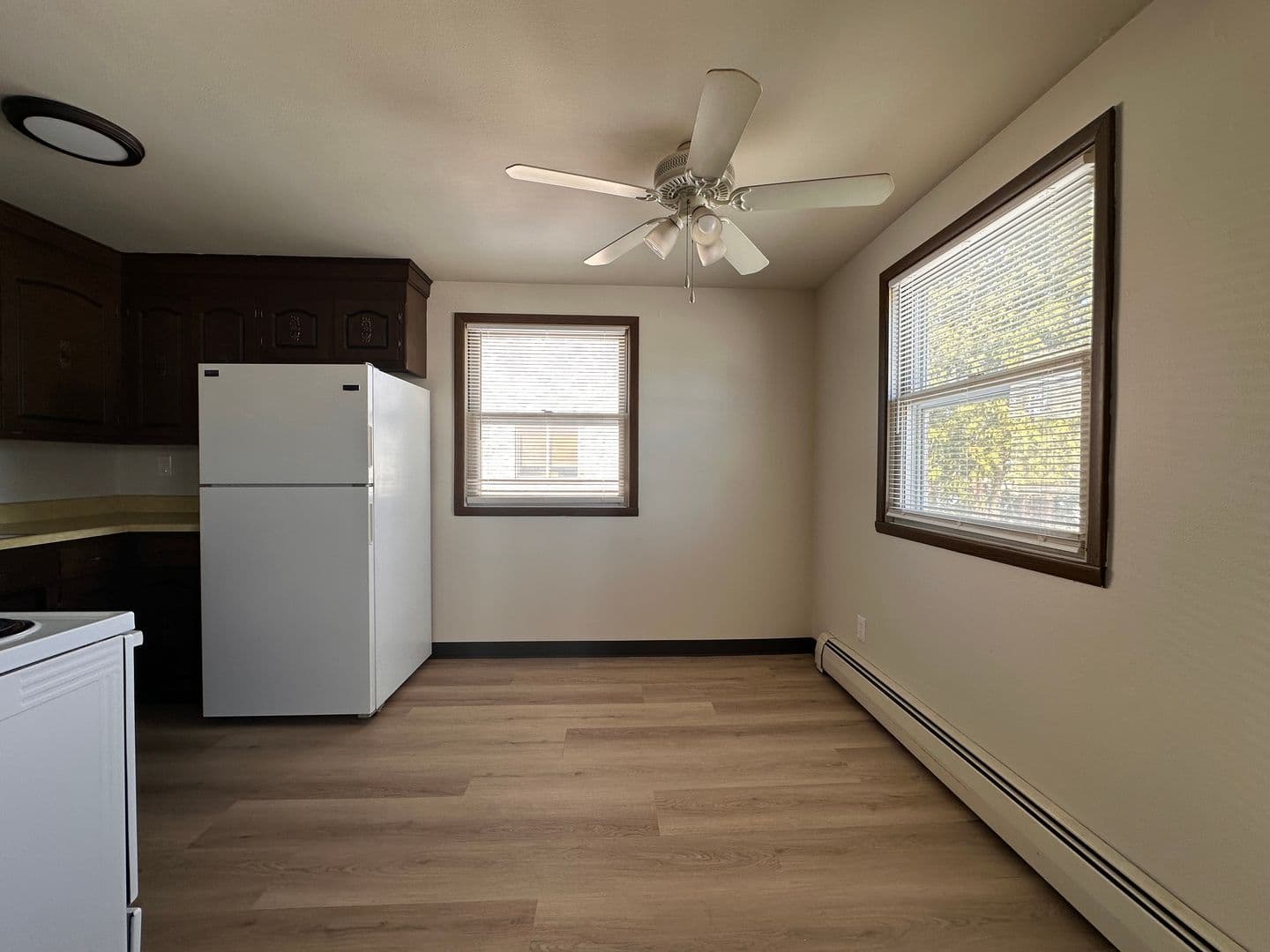 De Pere Apartment: 207 Fort Howard Ave.
