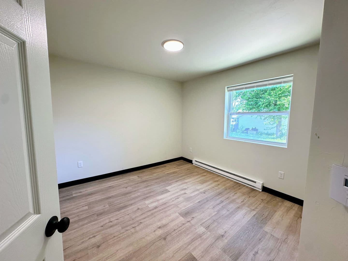 De Pere Apartment: 1201-1203 Atrium Ct