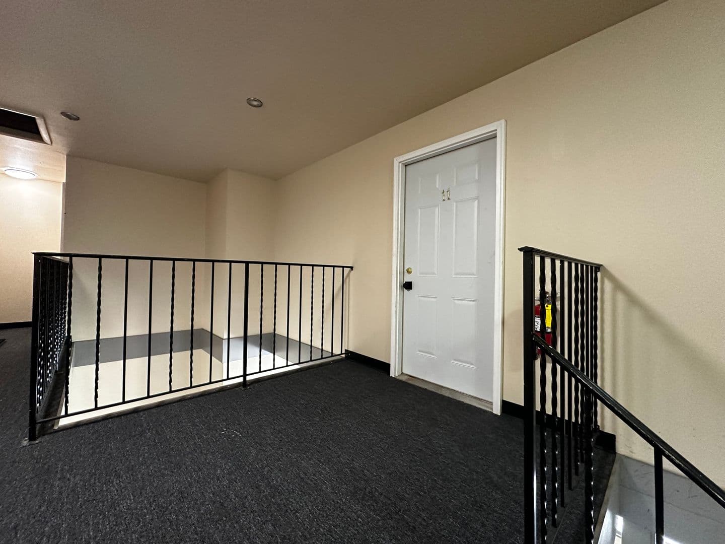 Green Bay Apartment: 125 Bader St