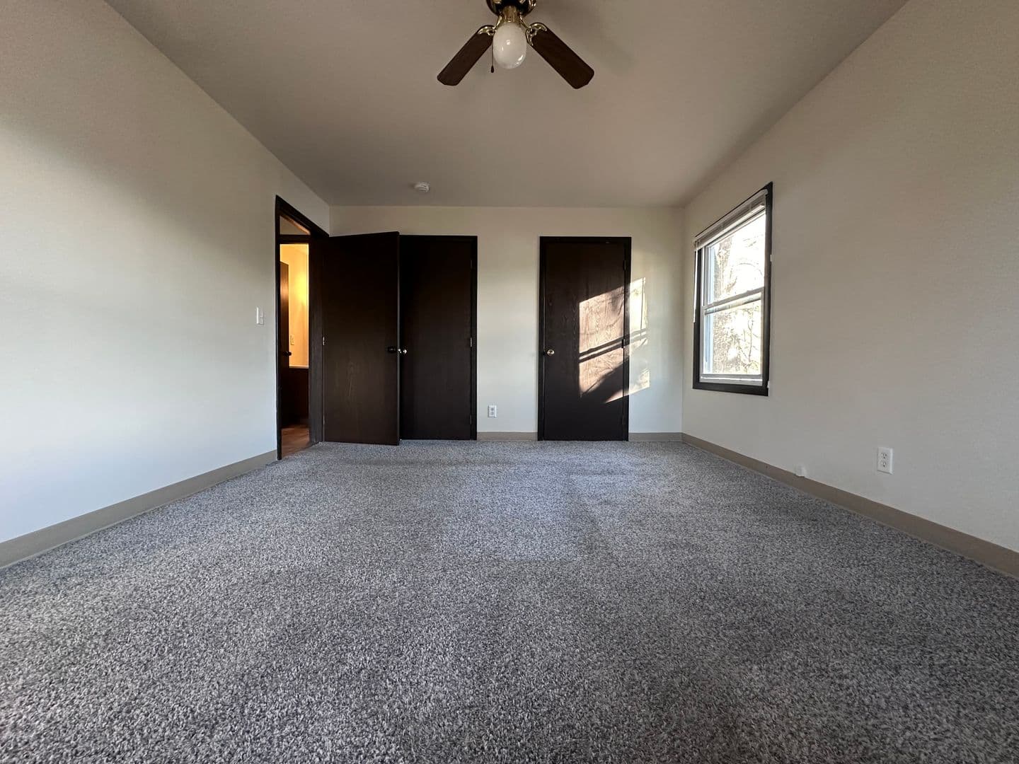 Marion Apartment: 101 Riverview Dr