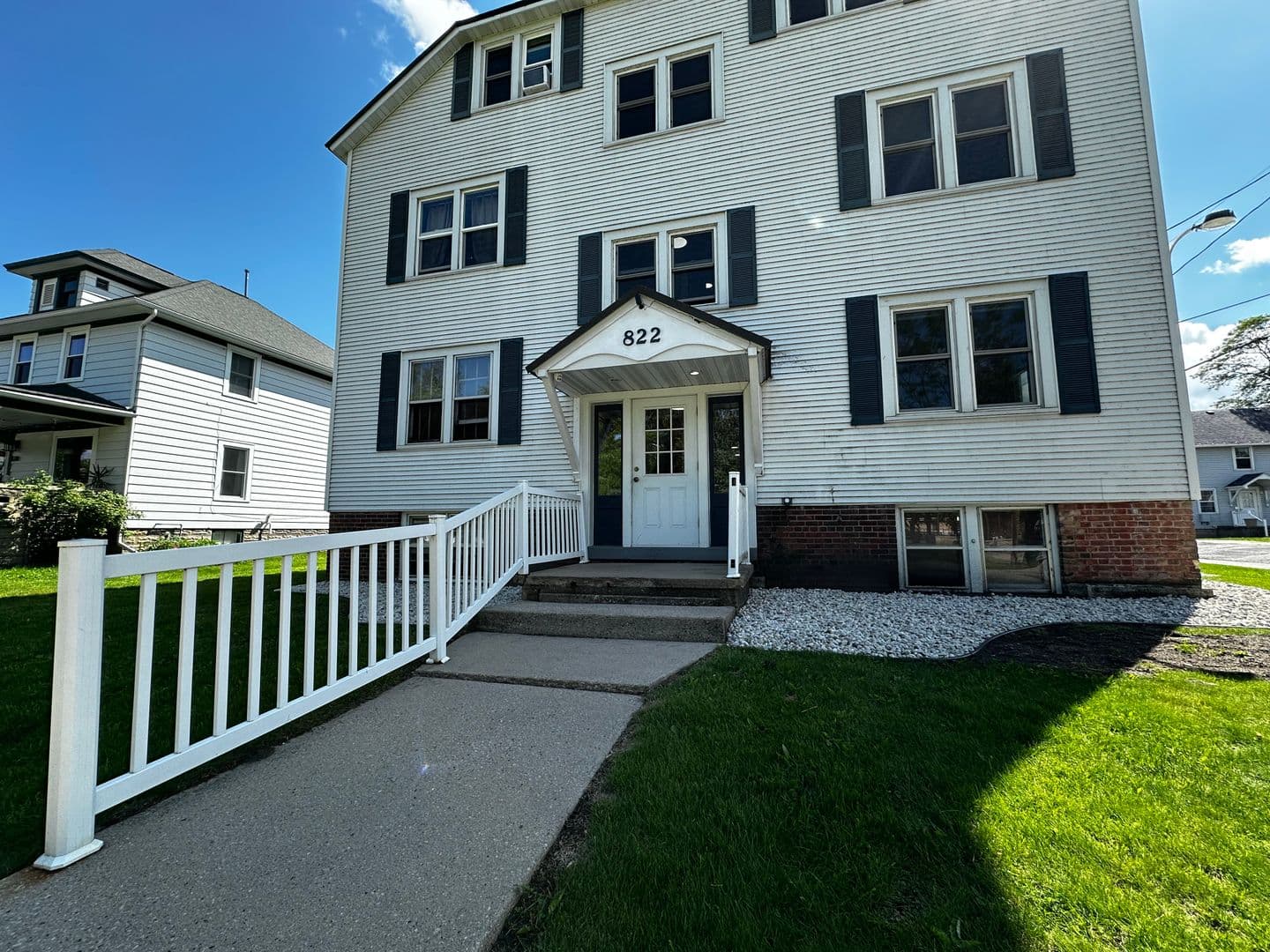 Green Bay Apartment: 822 Pine Street
