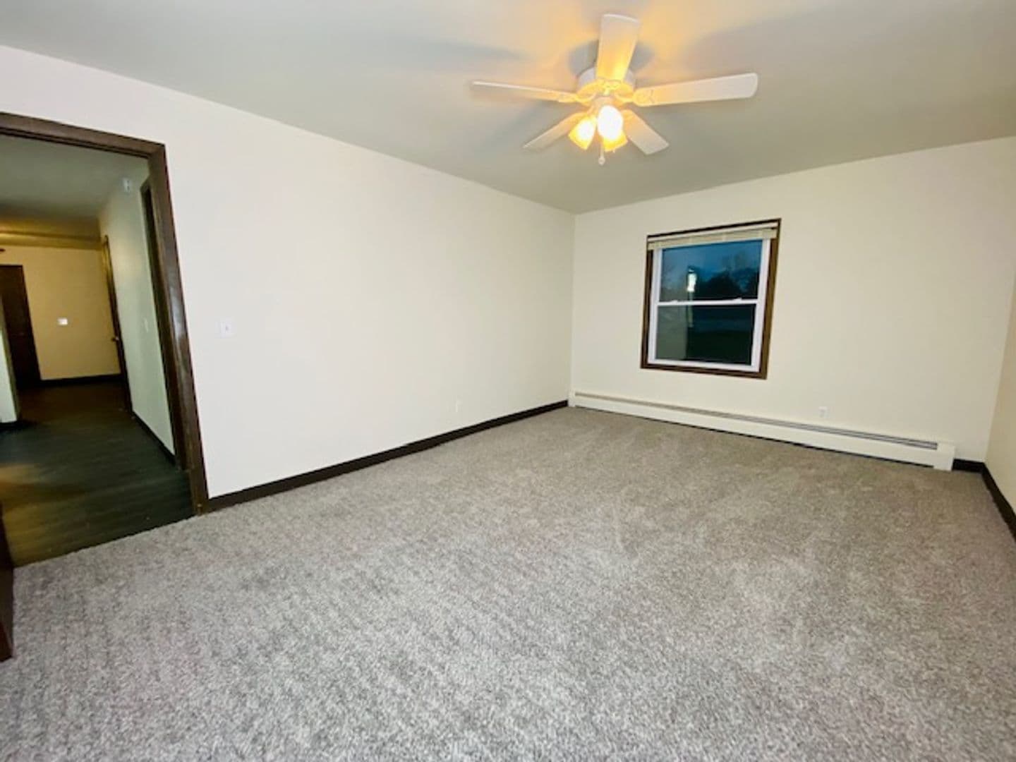 Marion Apartment: 101 Riverview Dr