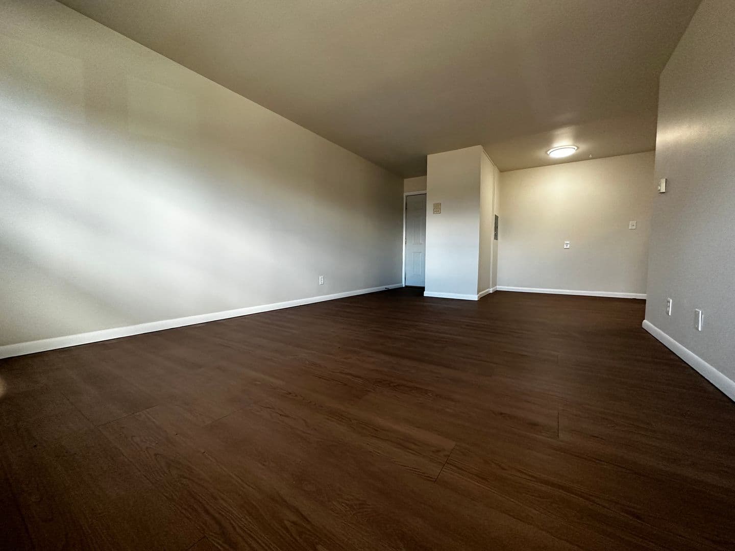 Green Bay Apartment: 125 Bader St