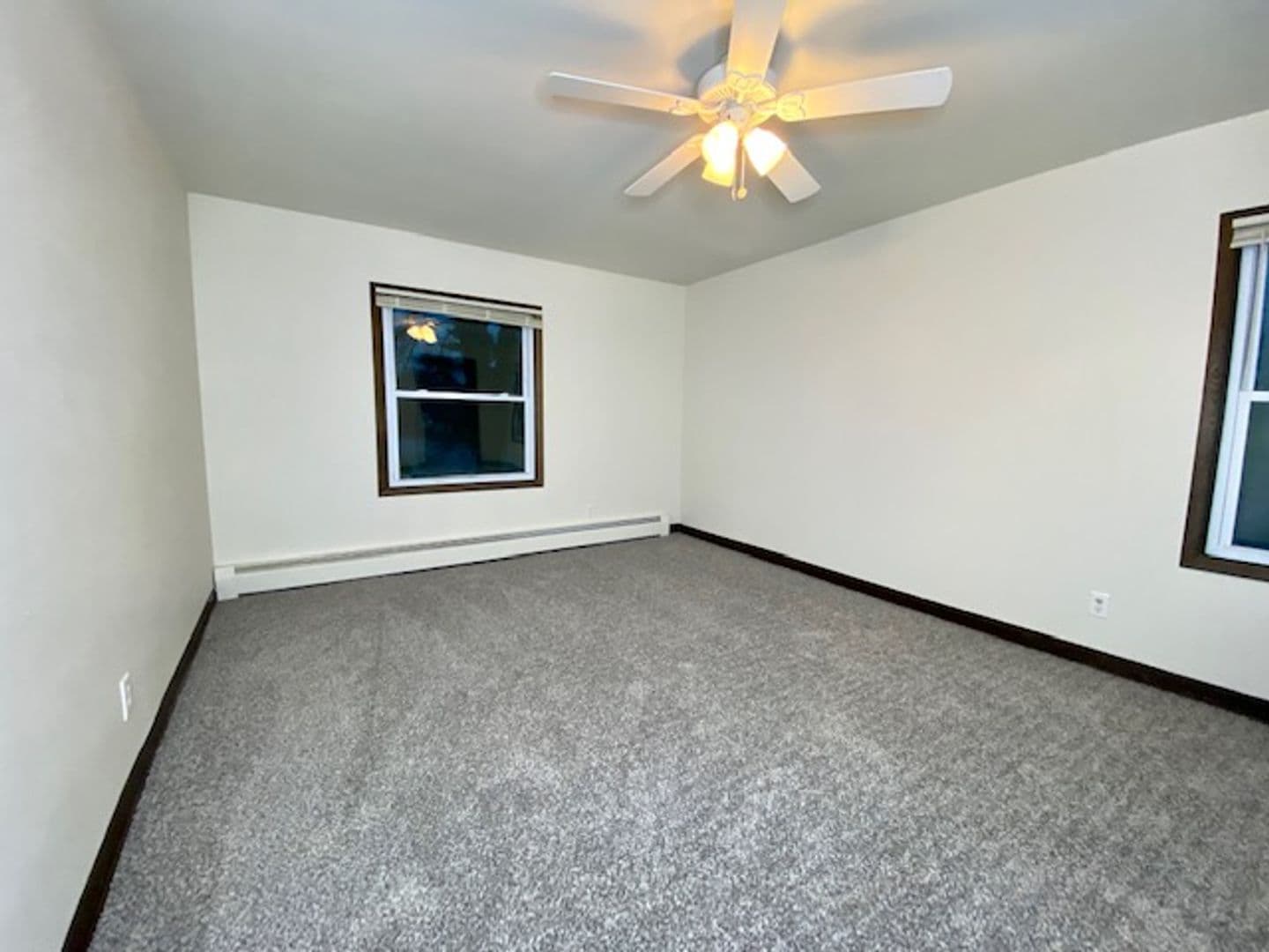 Marion Apartment: 101 Riverview Dr