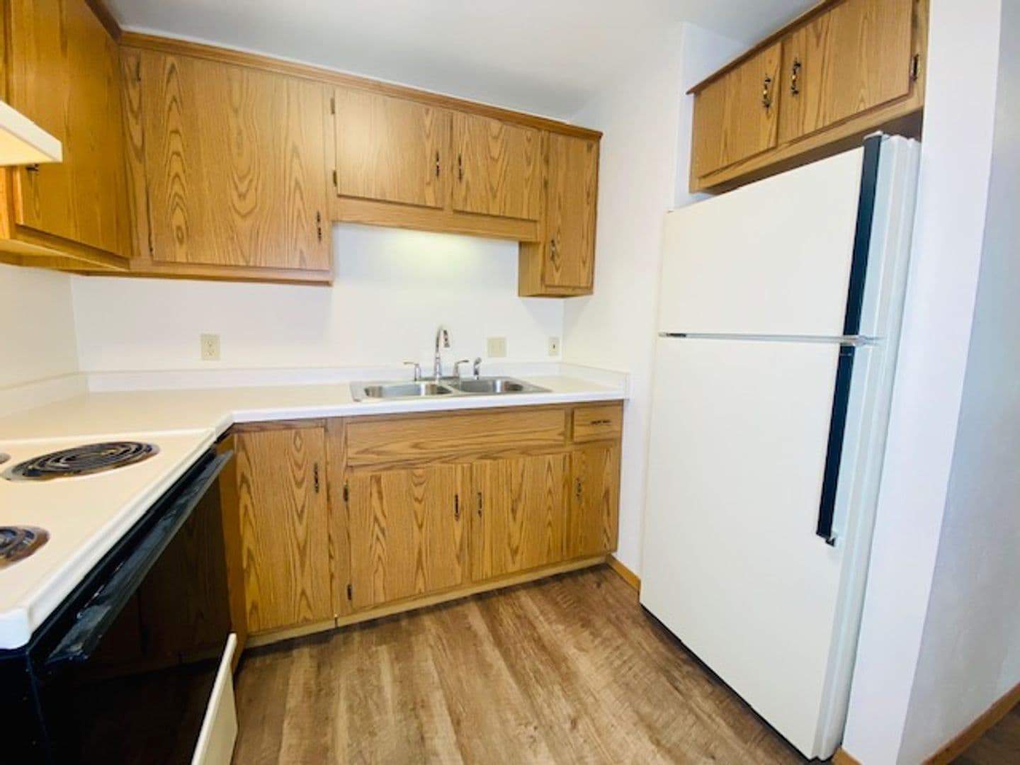 Green Bay Apartment: 1791 Eldorado Dr