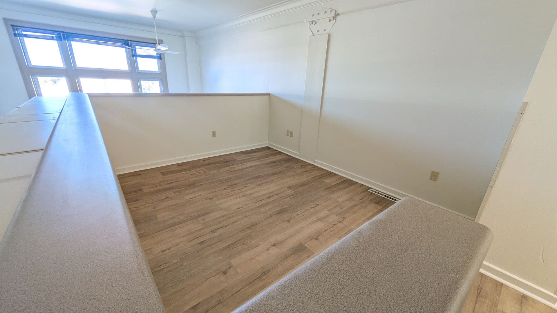 Marinette Apartment: 1713 Dunlap Ave