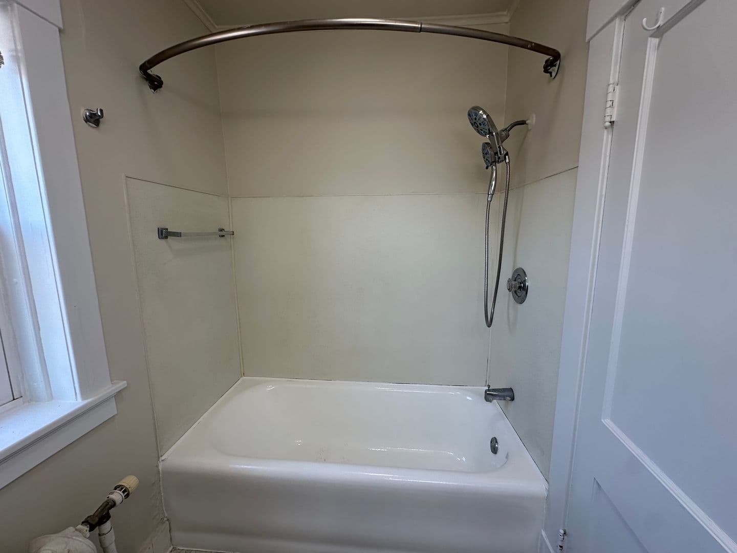 Manitowoc Apartment: 812 State Street