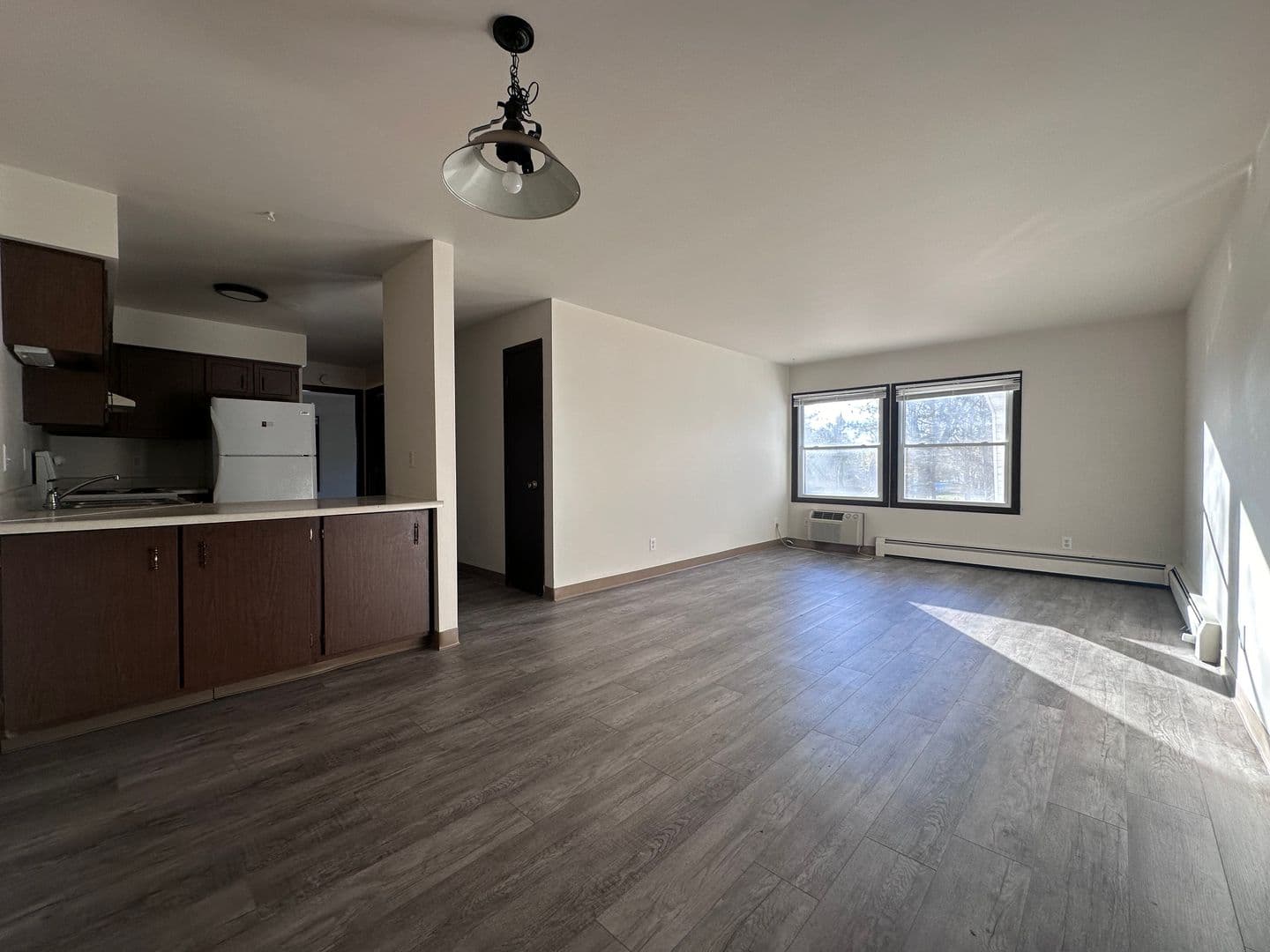 Marion Apartment: 101 Riverview Dr