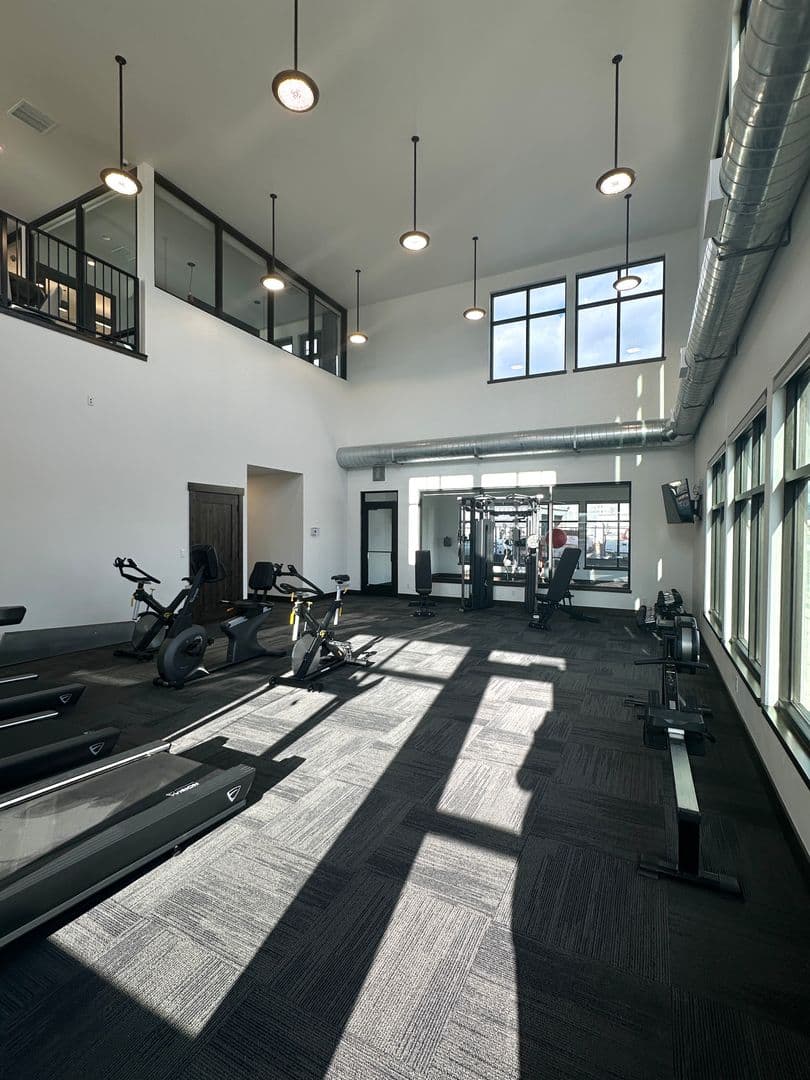 Kalispell Apartment: 501 West Center St