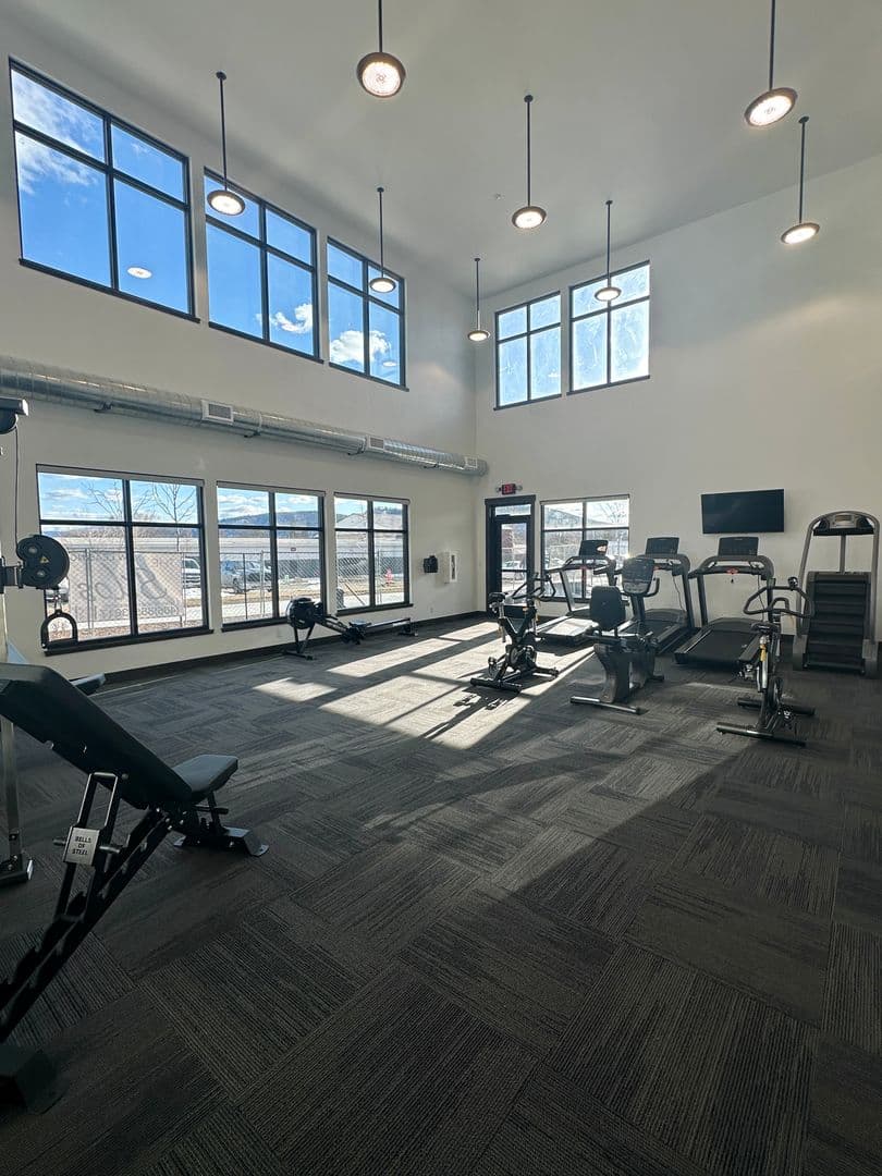 Kalispell Apartment: 501 West Center St