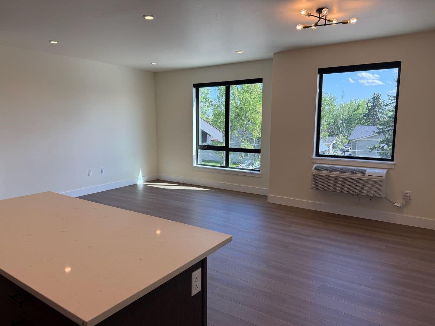 Whitefish Apartment: 707 Victory Lane