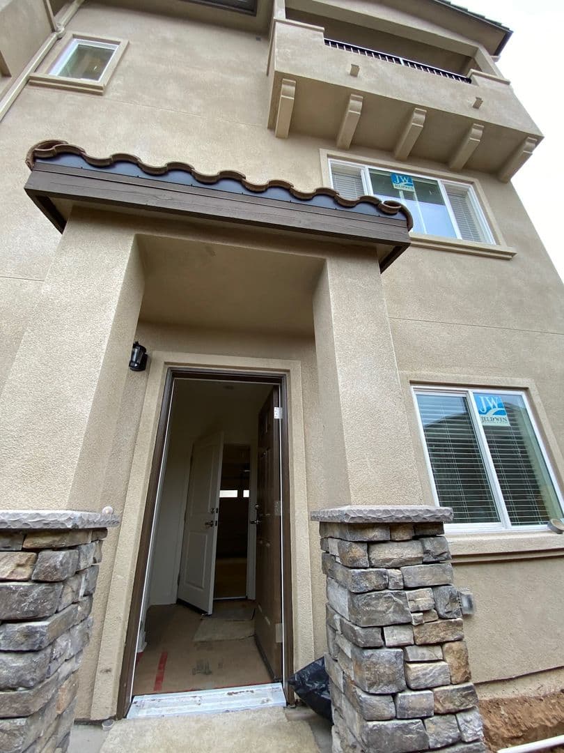 Santee Apartment: 9926 Buena Vista Avenue