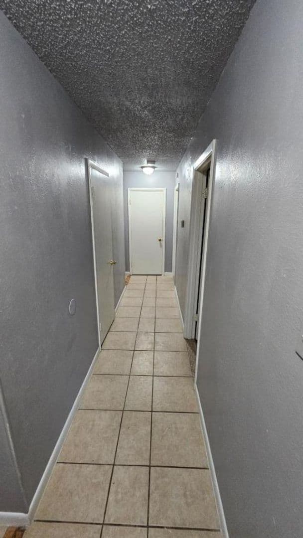 Fort Worth House: 3312 SW Loop 820