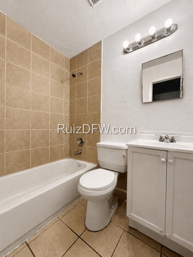 Fort Worth Apartment: 2927-29 New York Ave