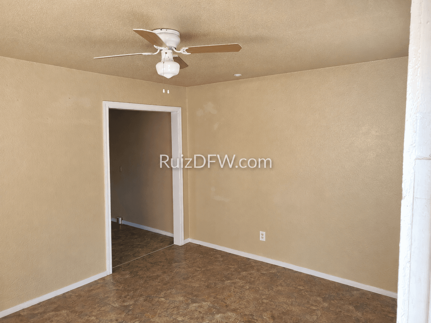 Fort Worth Apartment: 2808 - 10 Stuart Dr
