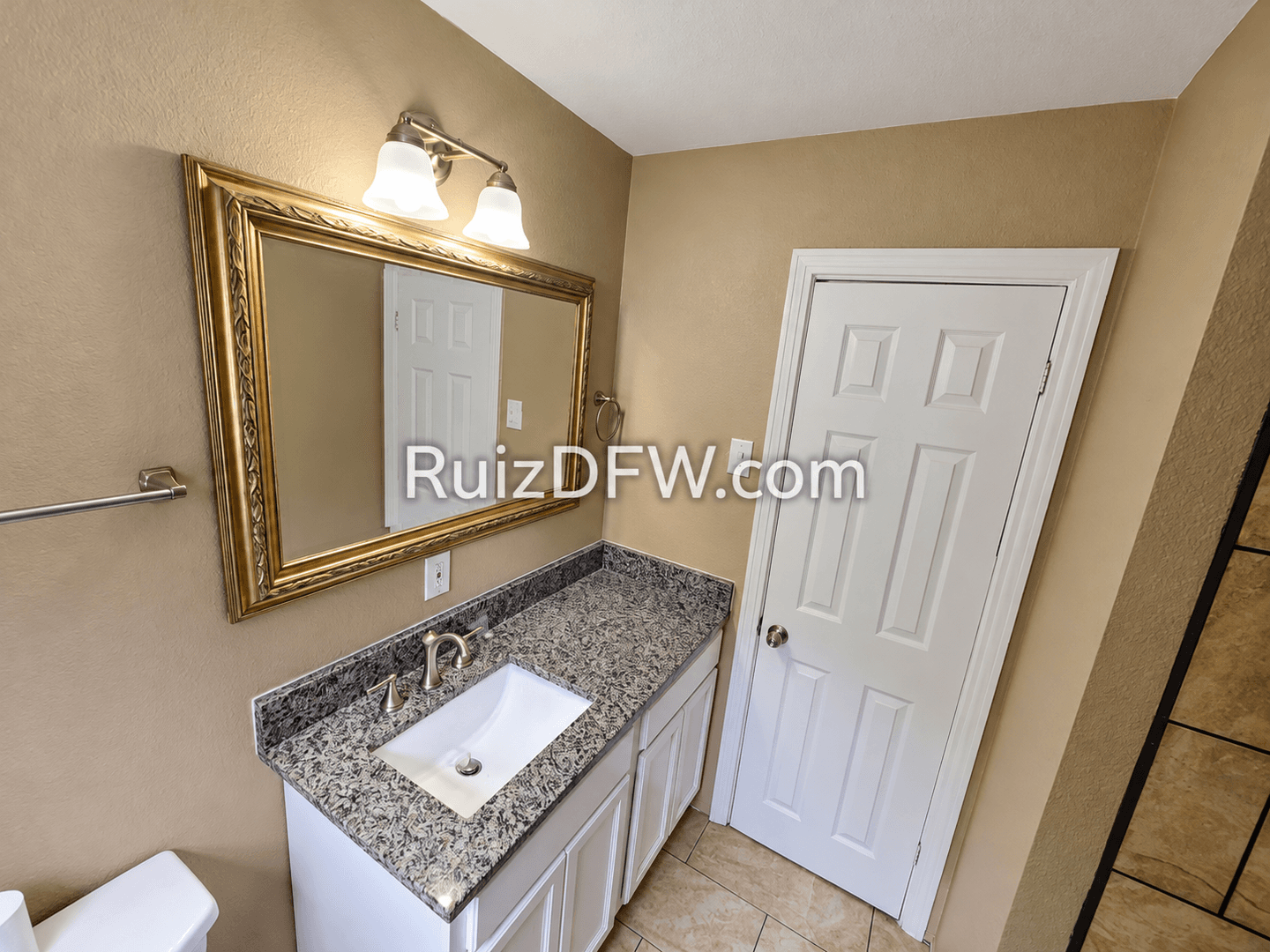 Fort Worth House: 3804 Calmont Ave