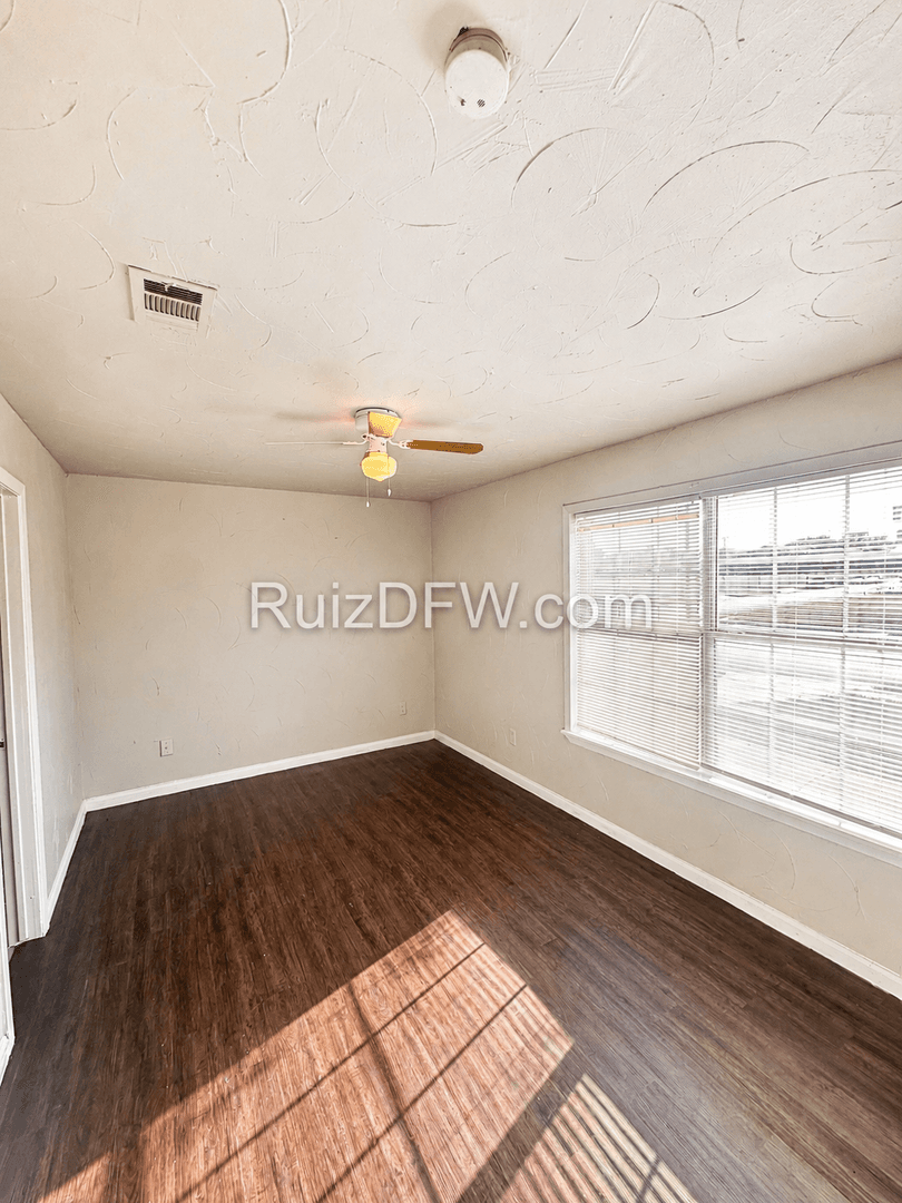 Fort Worth Apartment: 2927-29 New York Ave