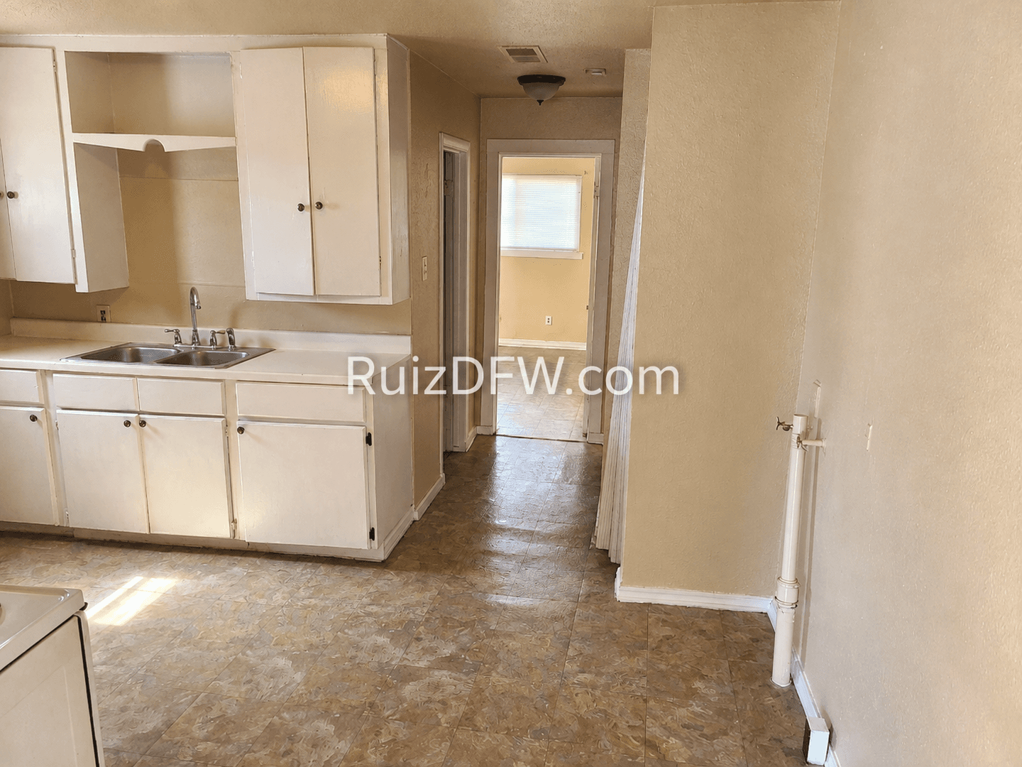 Fort Worth Apartment: 2808 - 10 Stuart Dr