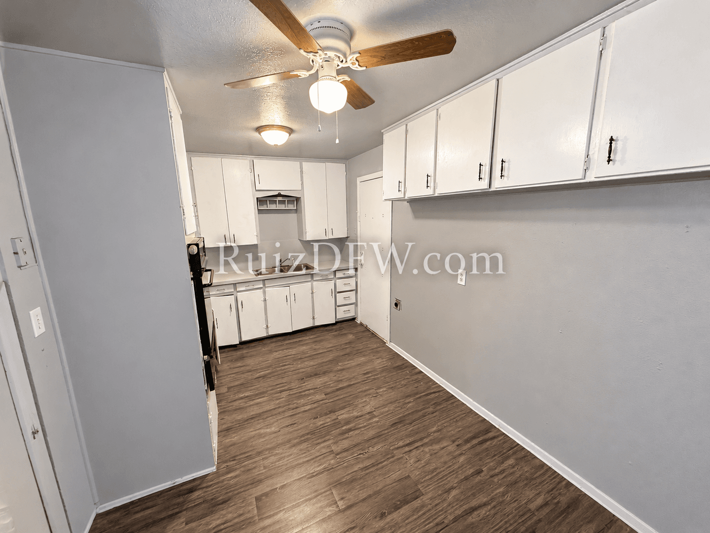 Fort Worth House: 6360 Renwood Dr