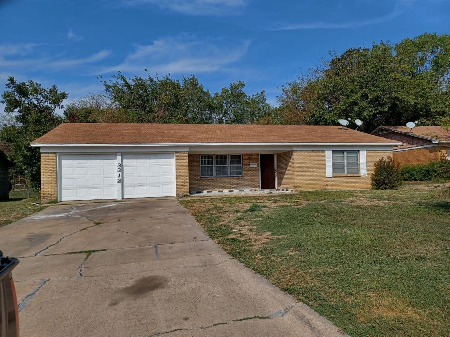 Fort Worth House: 3312 SW Loop 820