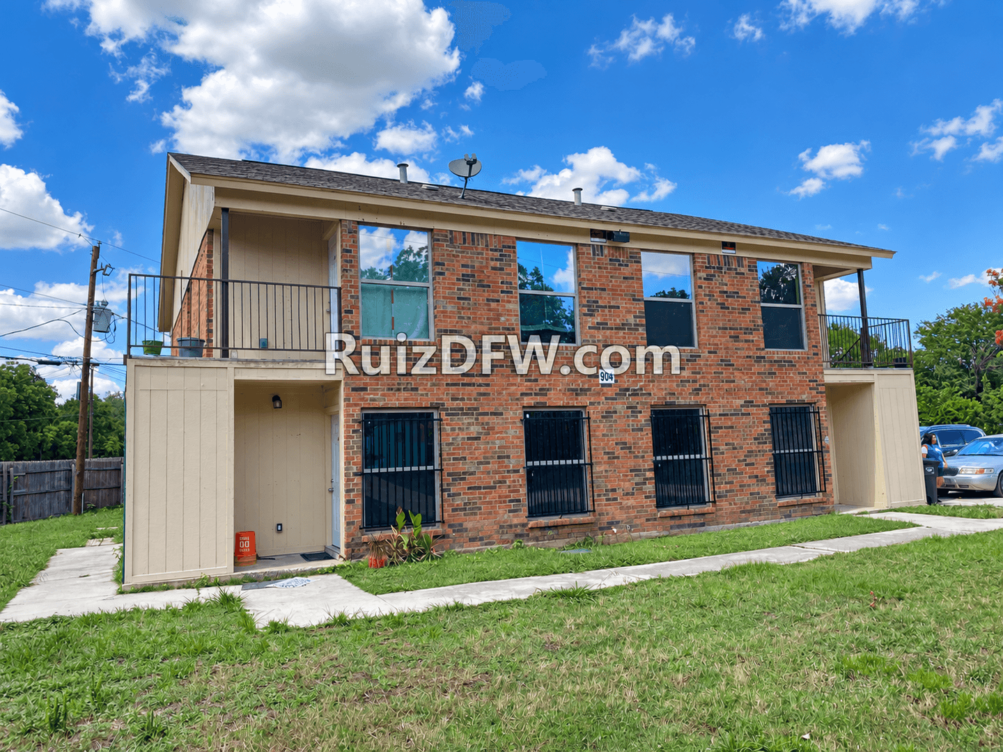 Fort Worth Apartment: 904 Isbell Rd