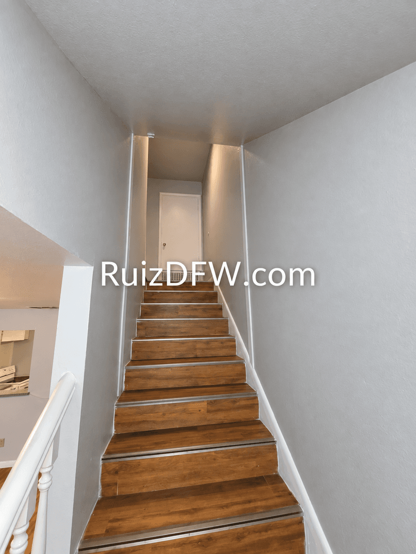 Fort Worth Apartment: 3601 - 03 W Ripy Ct