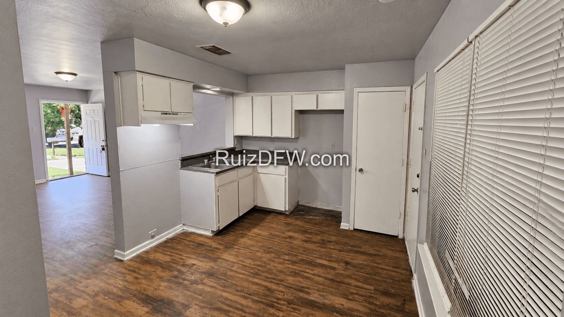 Fort Worth Apartment: 3601 - 03 W Ripy Ct