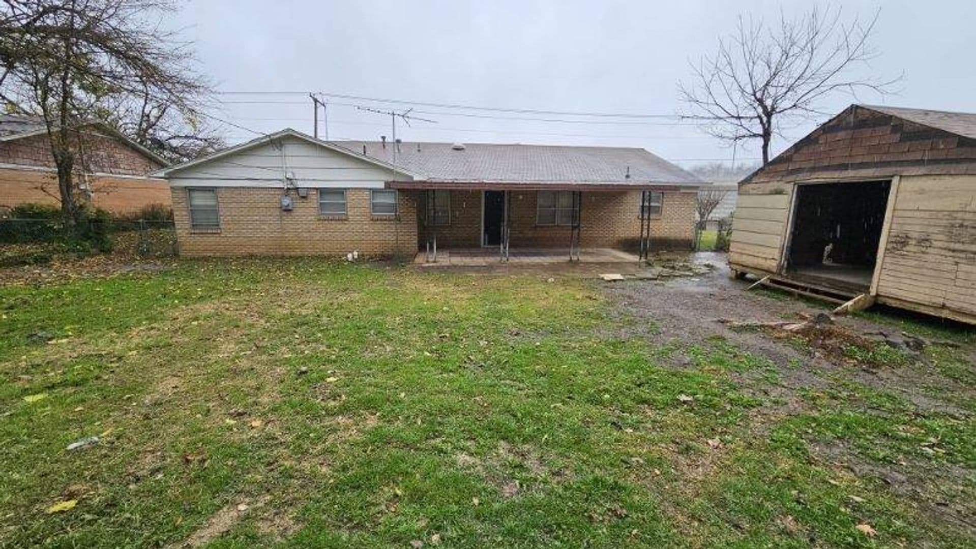 Fort Worth House: 3312 SW Loop 820