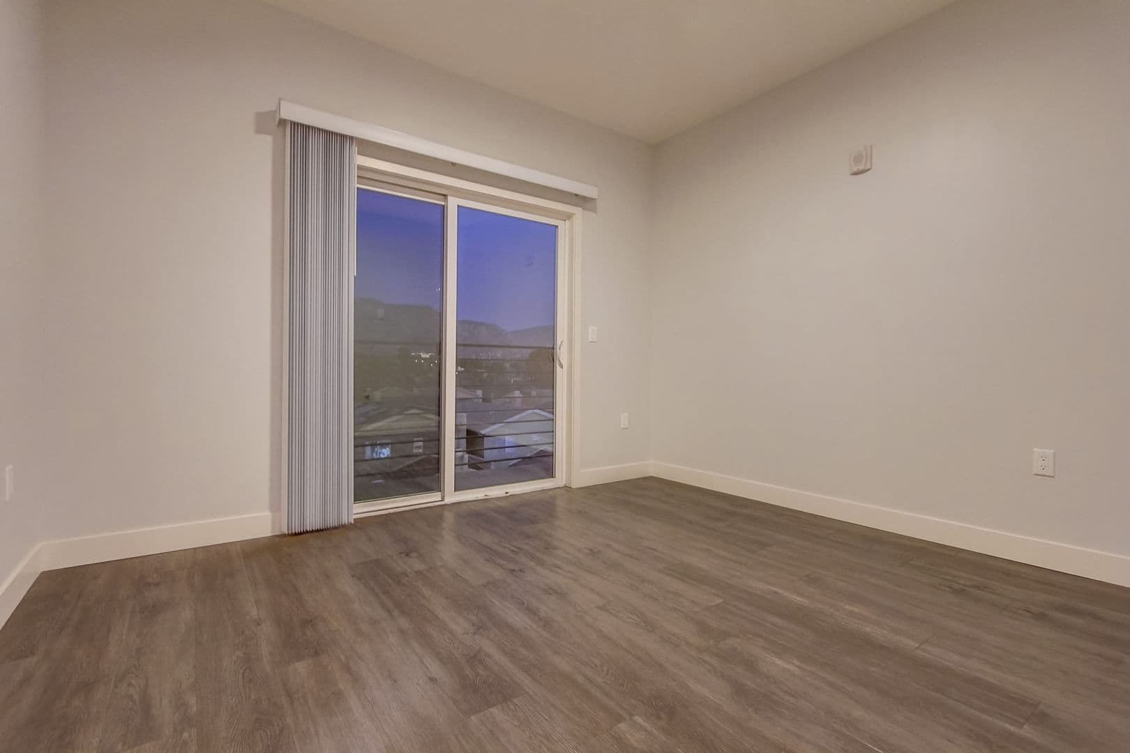 Sylmar Apartment: 15150 Roxford St.