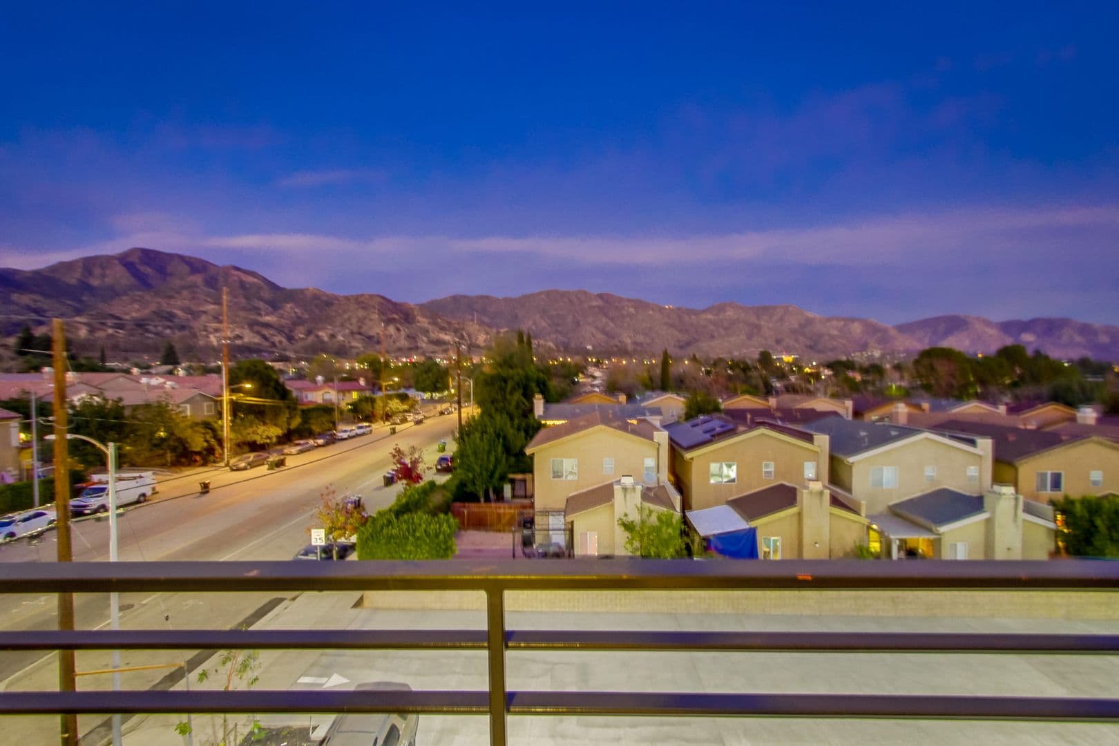 Sylmar Apartment: 15150 Roxford St.